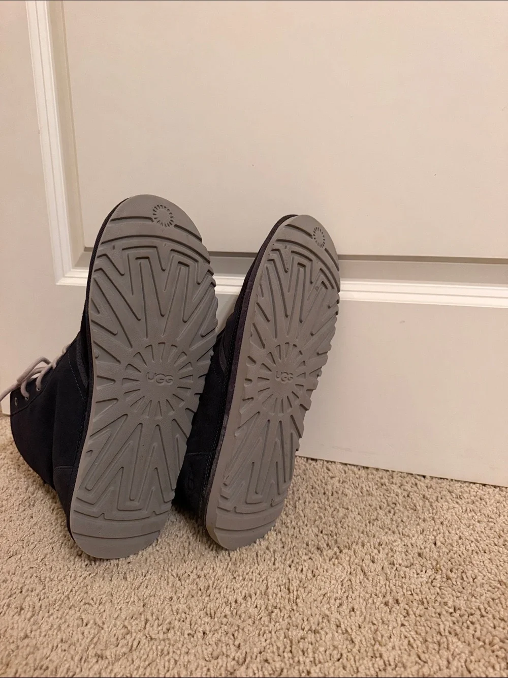 UGGs Mens 11 Navy Blue Suede Boots